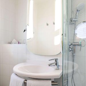 Standard Zimmer mit zwei Einzelbetten